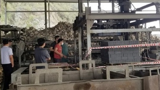 Hải Phòng: Nam công nhân tử vong tại xưởng sản xuất gạch, công ty xóa dấu vết hiện trường