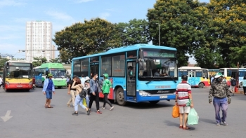Hà Nội tăng cường xe buýt phục vụ nhu cầu đi lại của Nhân dân dịp nghỉ lễ