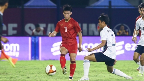 U22 Việt Nam vs U22 Singapore: "Phép thử liều cao" đối với thầy trò HLV Philippines Troussier?