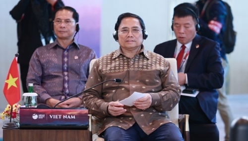 ASEAN là tâm điểm của hàng loạt sáng kiến liên kết và kết nối khu vực