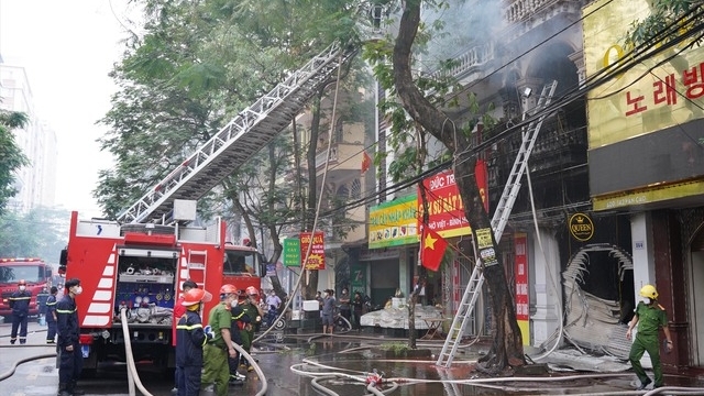 Phó Thủ tướng chia buồn sâu sắc với gia đình người bị nạn trong vụ cháy quán bar tại Hải Phòng