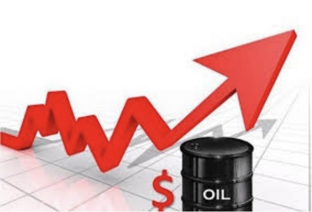 Giá xăng dầu hôm nay 16/5: Dầu thế giới quay đầu tăng