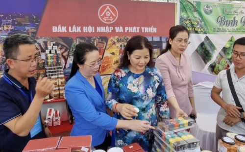 Tạo hành lang tiêu thụ nông sản, thực phẩm an toàn