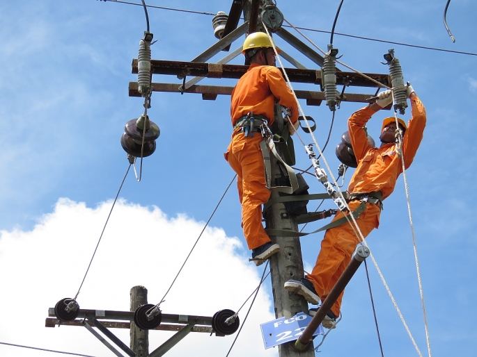 -	EVNSPC thực hiện nhiều giải pháp điều tiết cung cấp điện nhằm đảm bảo an ninh hệ thống điện.