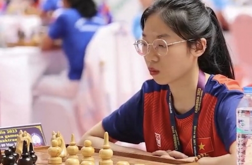 Nữ sinh giành HCV đầu tiên môn cờ ouk chaktrang cho Việt Nam