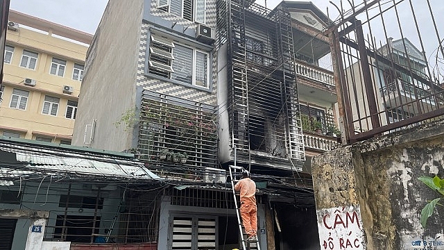 Trong vụ cháy ở Hà Đông, Hà Nội, mặc dù phía sau ngôi nhà còn có lối thoát hiểm phụ nhưng nạn nhân đã bỏ qua “thời gian vàng”để thoát hiểm