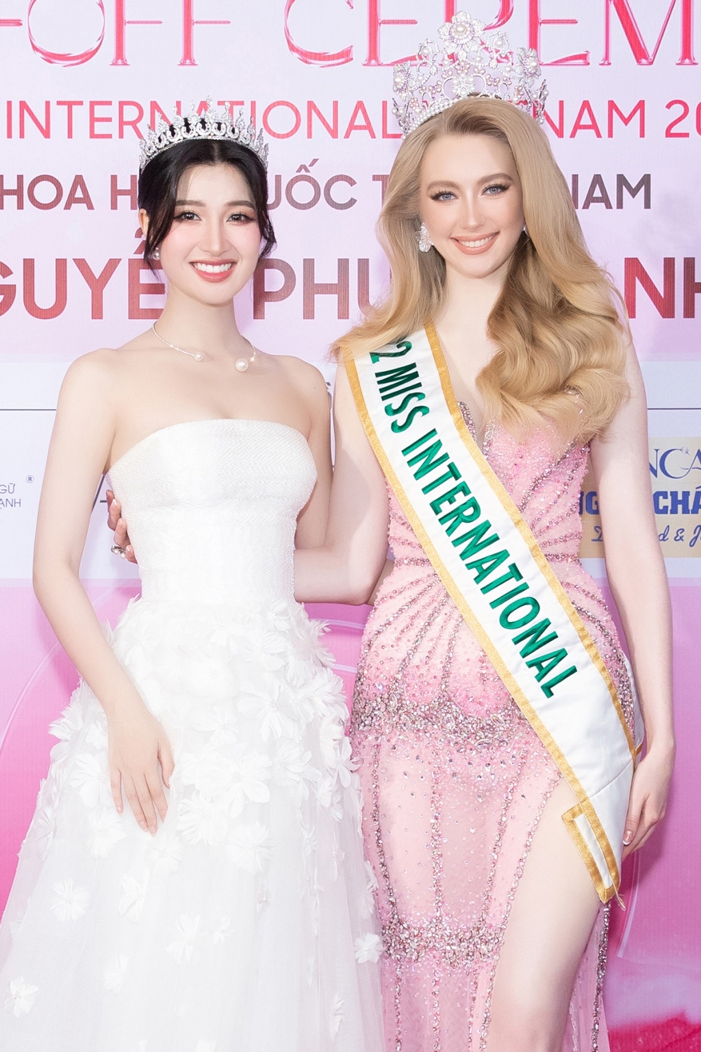 Phương Nhi chính thức trở thành đại diện Việt Nam tham gia Hoa hậu Quốc tế