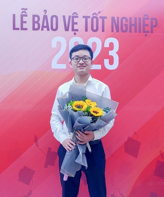 Em Nguyễn Trọng Hải - sinh viên xuất sắc của ĐH Bách khoa Hà Nội. Ảnh: NVCC