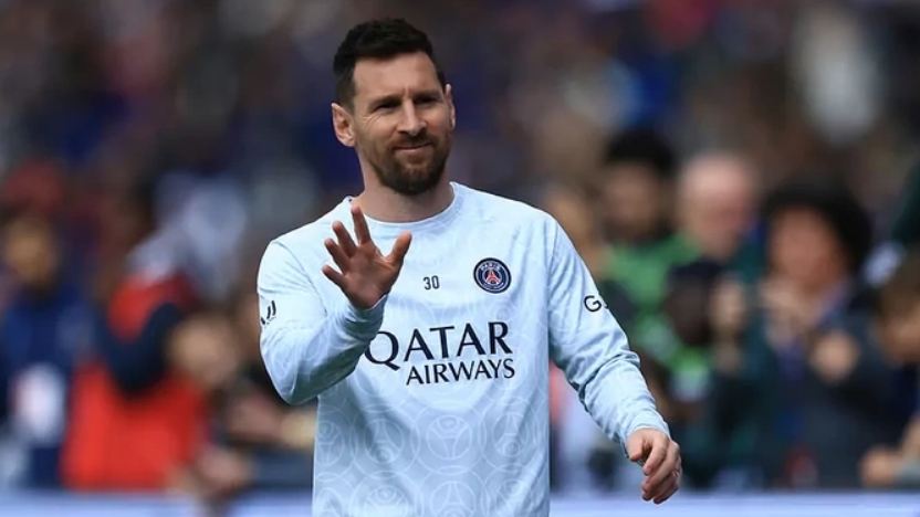 Messi chính thức chia tay PSG