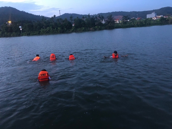 Hải Phòng: Một nam sinh lớp 12 đuối nước tử vong khi tắm sông Hòn Ngọc