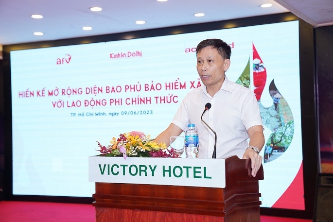 PGS.TS Nguyễn Thành Lợi - Tổng biên tập Báo Kinh tế và Đô thị phát biểu tại tọa đàm