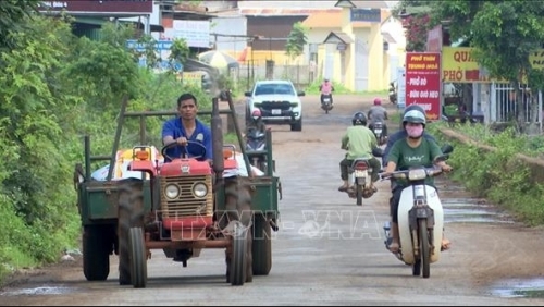 Thông tin mới vụ tấn công trụ sở UBND xã tại Đắk Lắk: Thêm 1 đối tượng ra tự thú