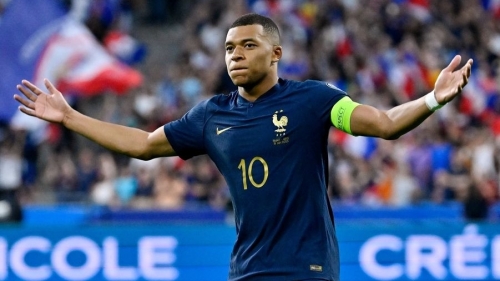 Mbappe đi vào lịch sử của bóng đá Pháp