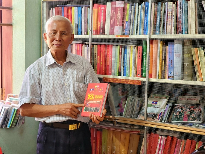 2.	Trong những năm tháng qua, cựu chiến binh Lê Reo đã sưu tầm hàng vạn đầu báo, tư liệu quý về lịch sử, văn hoá trong và ngoài nước