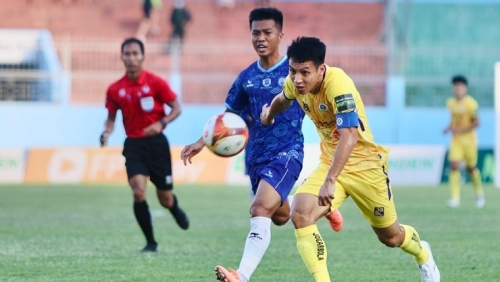 Vòng 12 V-League 2023: CLB Hà Nội đua tam mã tranh ngôi đầu bảng, Hoàng Anh Gia Lai rớt top 8