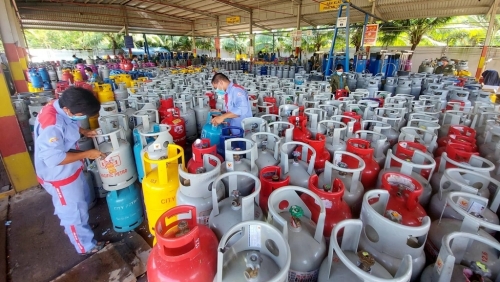 Từ 1/7, giá gas giảm thêm 18.000 đồng/bình 12kg