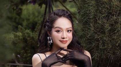 Hoa hậu Thanh Thủy khoe nhan sắc ngọt ngào trong bộ ảnh đón tuổi mới