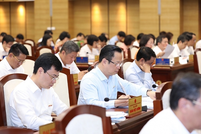 Các đại biểu HĐND TP Hà Nội tham dự Kỳ họp. 
