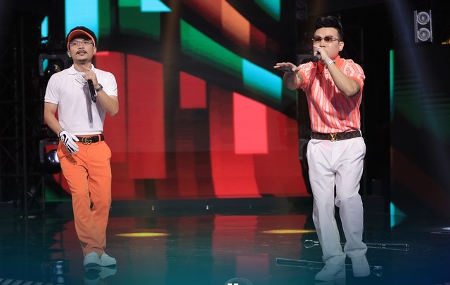 Rap Việt mùa 3": Dlow suýt ra về trở thành thí sinh đầu tiên của chương trình bước vào vòng 3