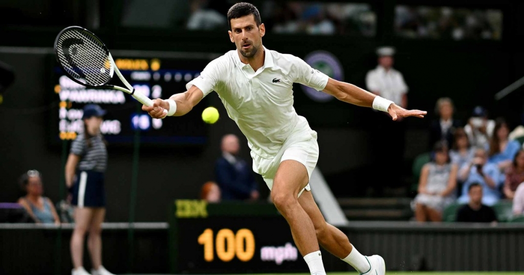 Novak Djokovic thẳng tiến vào tứ kết Wimbledon