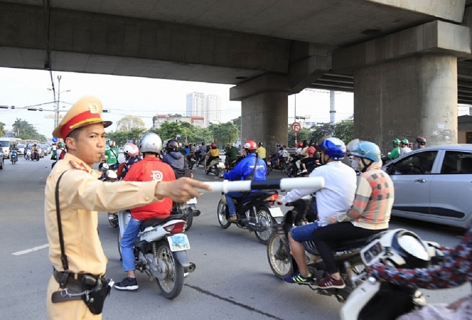 Thời gian tới, Hà Nội tiếp tục tập trung xử lý, khắc phục điểm ùn tắc giao thông, “điểm đen” về tai nạn giao thông…