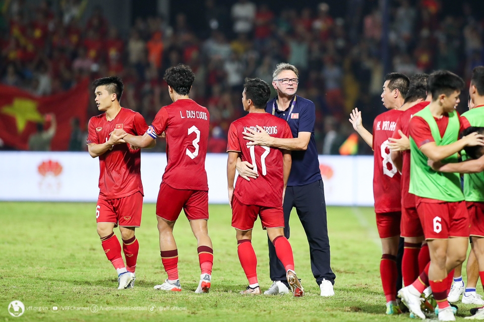 HLV Philippe Troussier sẽ dẫn dắt ĐT U23 Việt Nam tham dự Vòng loại U23 châu Á 2024 và cùng với ĐTQG tham dự Vòng loại thứ hai World Cup 2026.