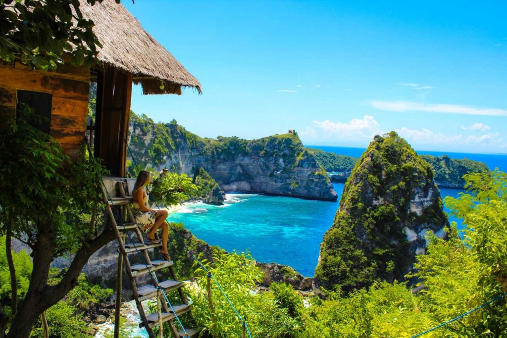 Thu thuế khách du lịch quốc tế đến đảo Bali từ năm sau