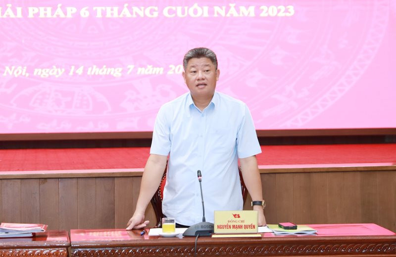 Ph&amp;oacute; Chủ tịch UBND th&amp;agrave;nh phố H&amp;agrave; Nội Nguyễn Mạnh Quyền ph&amp;aacute;t biểu tại hội nghị.