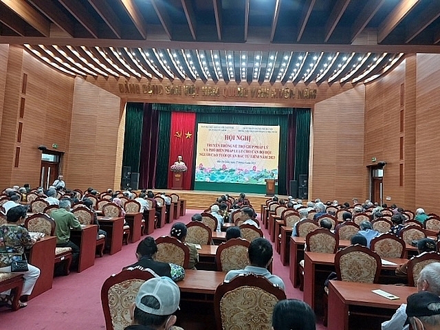 Trung tâm Trợ giúp pháp lý Nhà nước TP tổ chức Hội nghị truyền thông về TGL và phổ biến pháp luật cho người cao tuổi quận Bắc Từ Liêm, Hà Nội. Ảnh: Bạch Dương