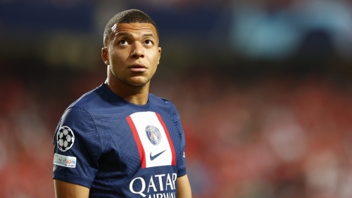 Bị loại khỏi đội hình du đấu, Mbappe bị PSG rao bán