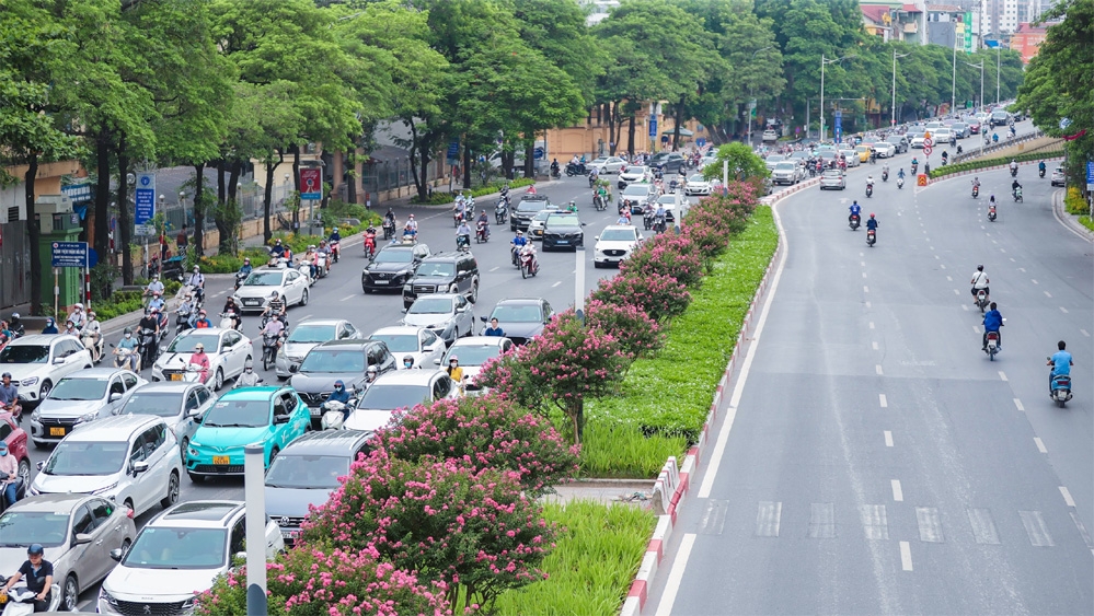 Dự báo thời tiết ngày 9/8/2023: Hà Nội ngày nắng, chiều tối và đêm mưa rào và dông