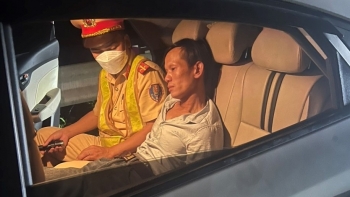 Góc khuất đáng sợ của người đàn ông trên chuyến taxi vào TP Huế