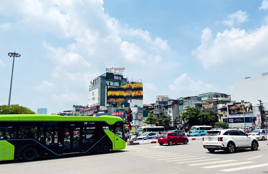 Dự báo thời tiết ngày 14/8/2023: Hà Nội ngày nắng nóng, chiều tối mưa dông