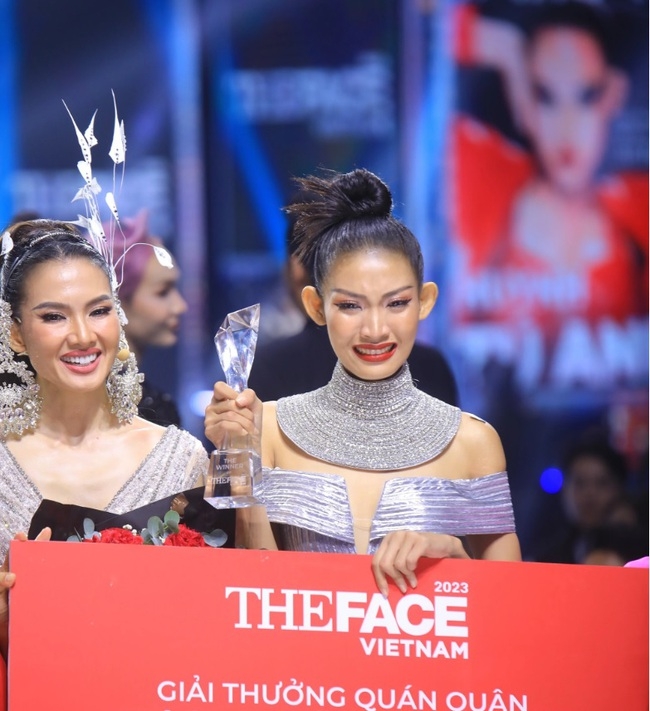 Thể hiện xuất sắc trong đêm chung kết, học trò Anh Thư giành ngôi quán quân The Face Vietnam 2023
