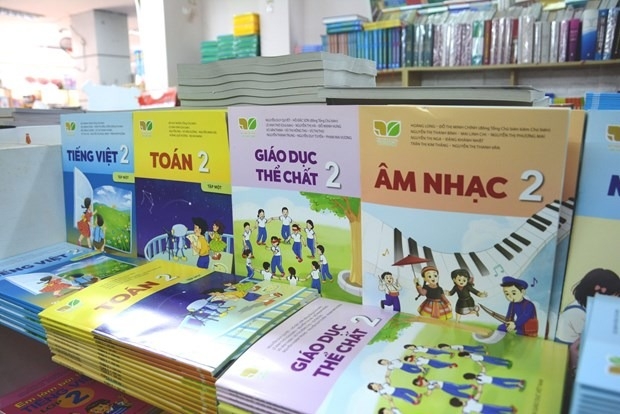 Thủ tướng yêu cầu bảo đảm sách giáo khoa và giáo viên kịp thời cho năm học 2023 - 2024