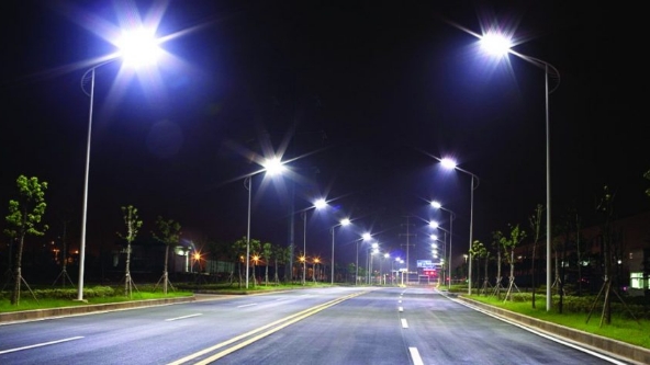 Hà Nội phấn đấu đến hết năm 2025, 100% chiếu sáng đường phố sử dụng đèn LED