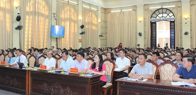 Đại biểu và học viên tham dự khai giảng Lớp bồi dưỡng cán bộ quy hoạch nguồn chức danh cấp ủy cơ sở nhiệm kỳ 2025-2030, do Đảng ủy Khối các cơ quan TP Hà Nội tổ chức tháng 8/2023