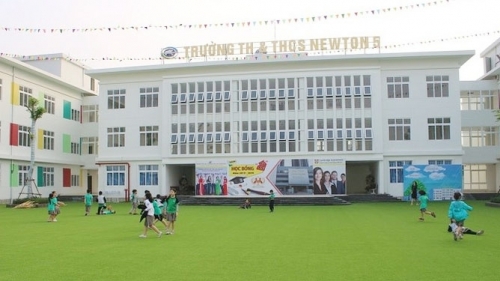 Trường Tiểu học Newton 5 lên tiếng về thông tin côn trùng trong suất ăn