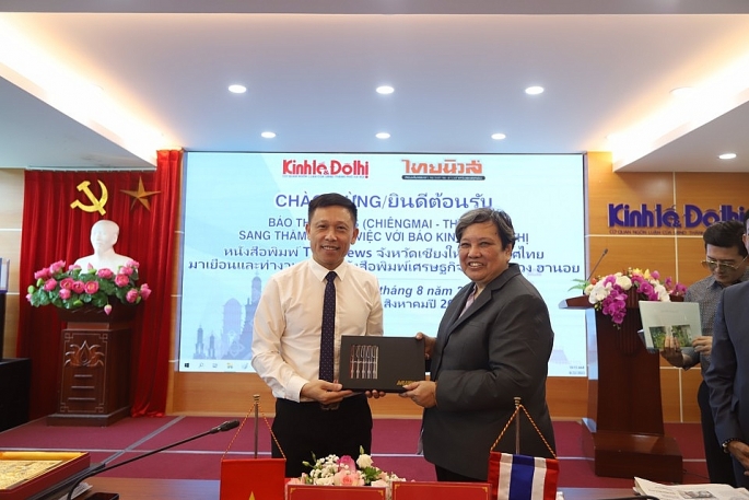 Báo Kinh tế & Đô thị - Báo Thainews (Thái Lan) nhất trí tăng cường hợp tác