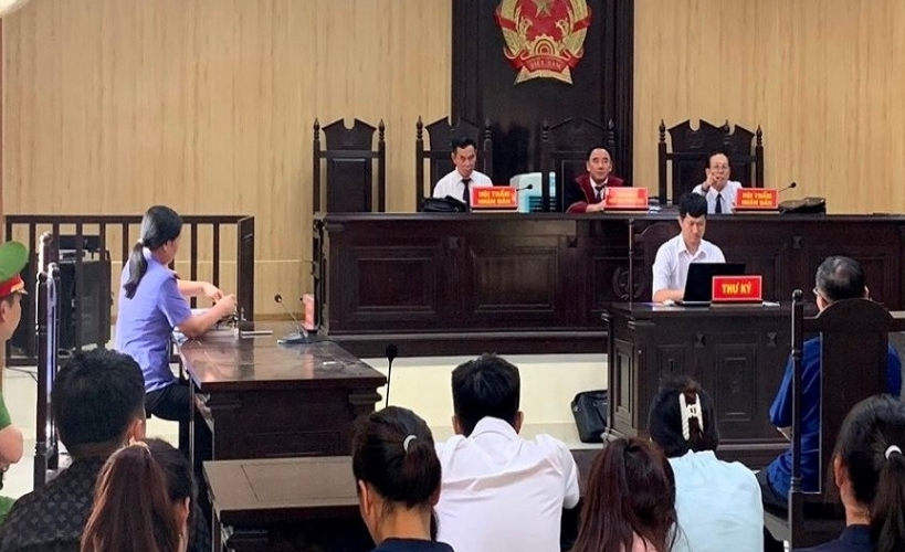 Cựu Giám đốc Trung tâm Y tế thị xã Nghi Sơn lĩnh 30 tháng tù