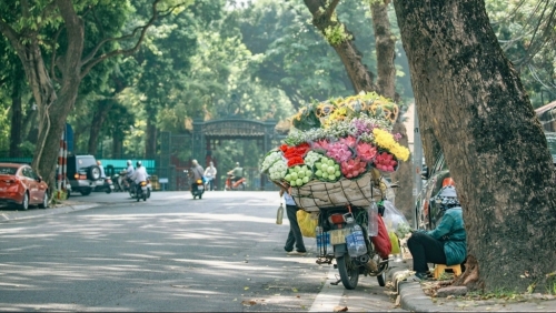 Dự báo thời tiết ngày 27/8/2023: Hà Nội ngày nắng nóng, chiều tối và đêm có mưa rào và dông