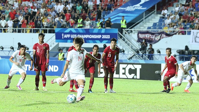 Thắng kịch tính trên chấm 11m, U23 Việt Nam bảo vệ thành công ngôi vương Đông Nam Á