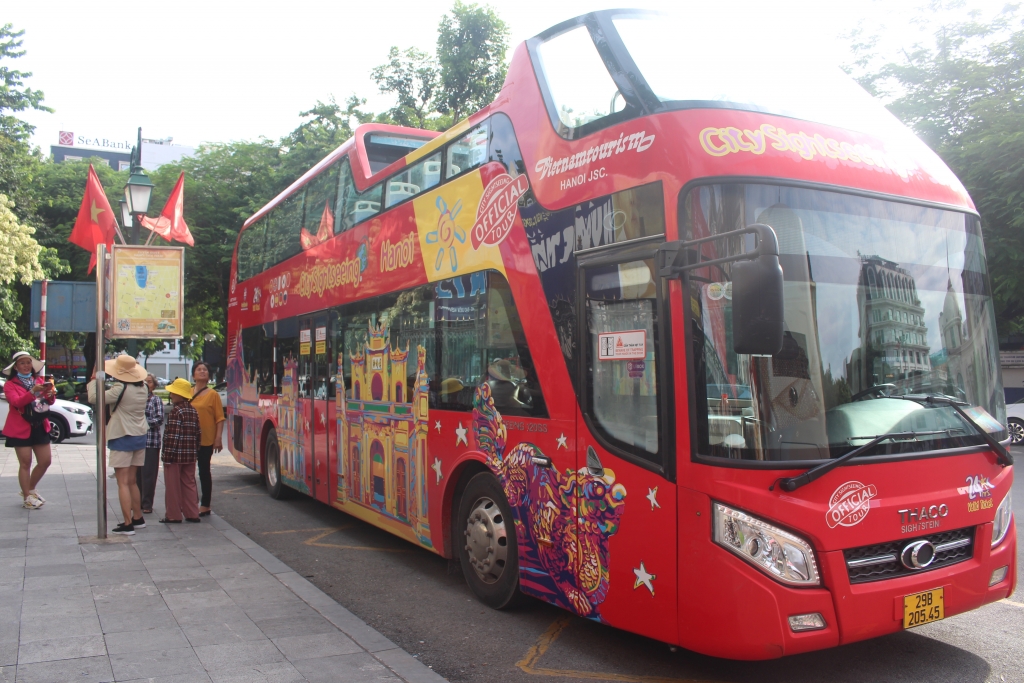 Từ ngày 31/8, Hà Nội phát miễn phí gần 1.600 vé trải nghiệm xe buýt 2 tầng dịp lễ 2/9
