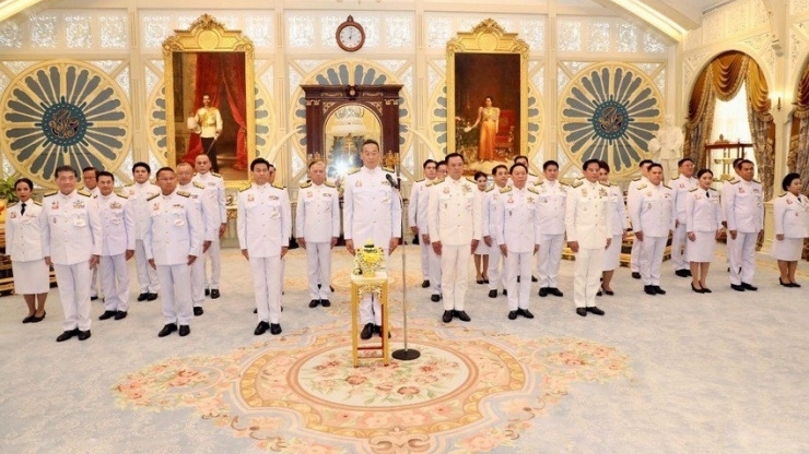 Thủ tướng Thái Lan và nội các mới tuyên thệ nhậm chức trước Nhà Vua