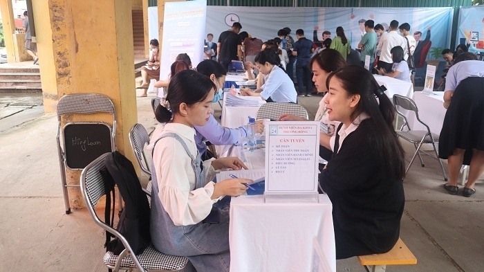 Hà Nội: Tích cực hỗ trợ cho lao động thất nghiệp