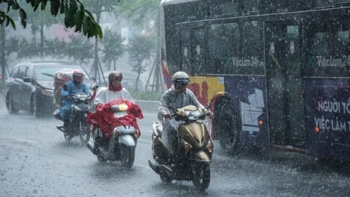 Dự báo thời tiết ngày 11/9/2023: Hà Nội có lúc mưa rào và dông, nhiệt độ cao nhất trên 34 độ C