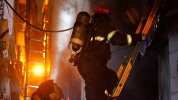 Thông tin ban đầu vụ cháy chung cư mini ở Khương Đình: Đã cứu hộ thành công trên 70 người dân