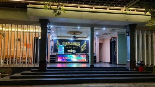 Phát hiện quán karaoke ở Hải Phòng hoạt động "chui", đón hàng chục khách hát