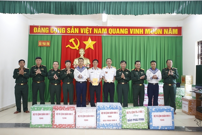 Hà Nội với Trường Sa và trách nhiệm của lực lượng vũ trang Thủ đô