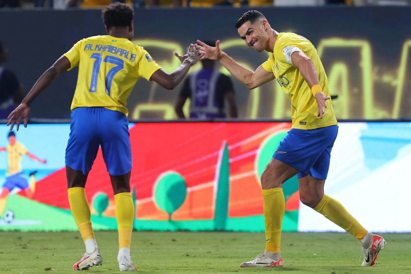 Ronaldo lập cú đúp, Al Nassr thắng nghẹt thở tại Saudi Pro League